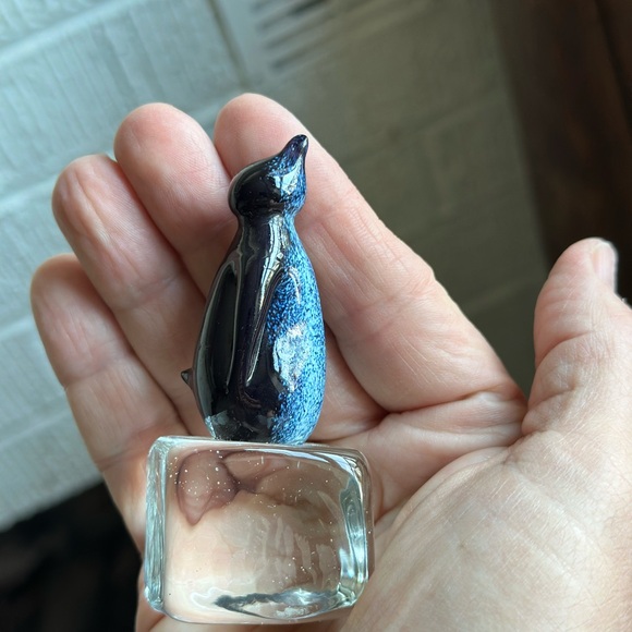 Ron Hinkle dying art glassworks penguin on ice. 3” H. Handmade West Virginia - Picture 9 of 9